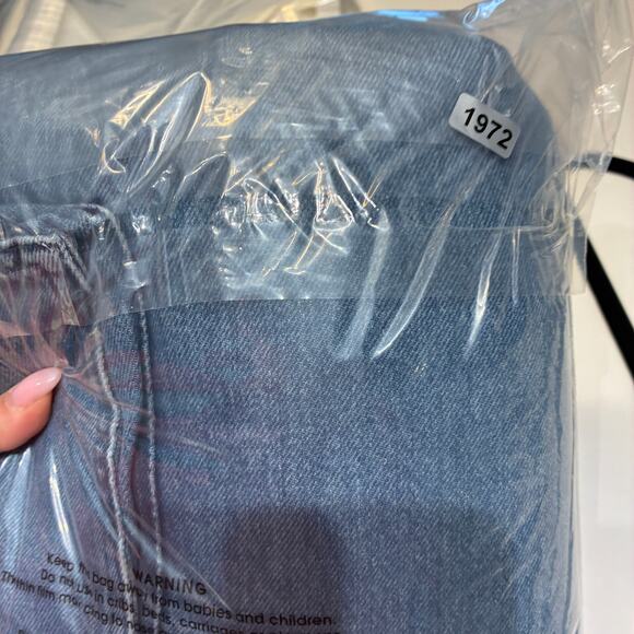 Favorite Daughter The Carly Shortie Cargo Jeans in Highway Sz 32 Petite - Picture 12 of 12